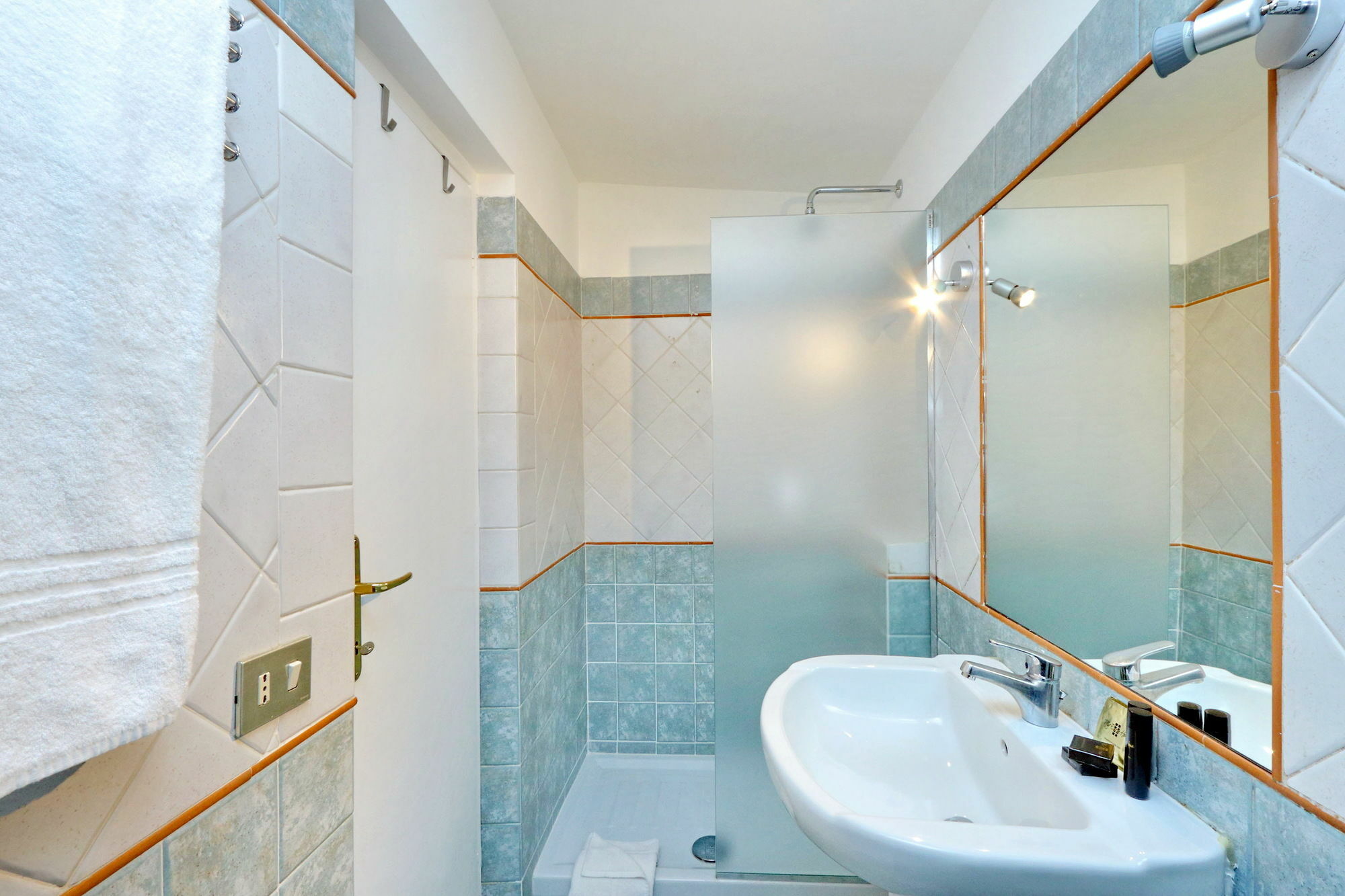 Cozy Borgo - My Extra Rome