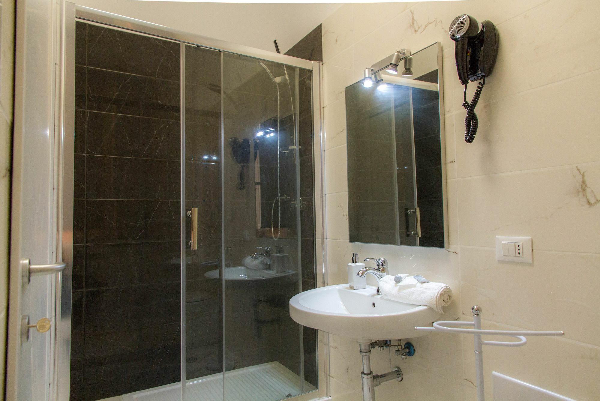 Magister Guest house 2*