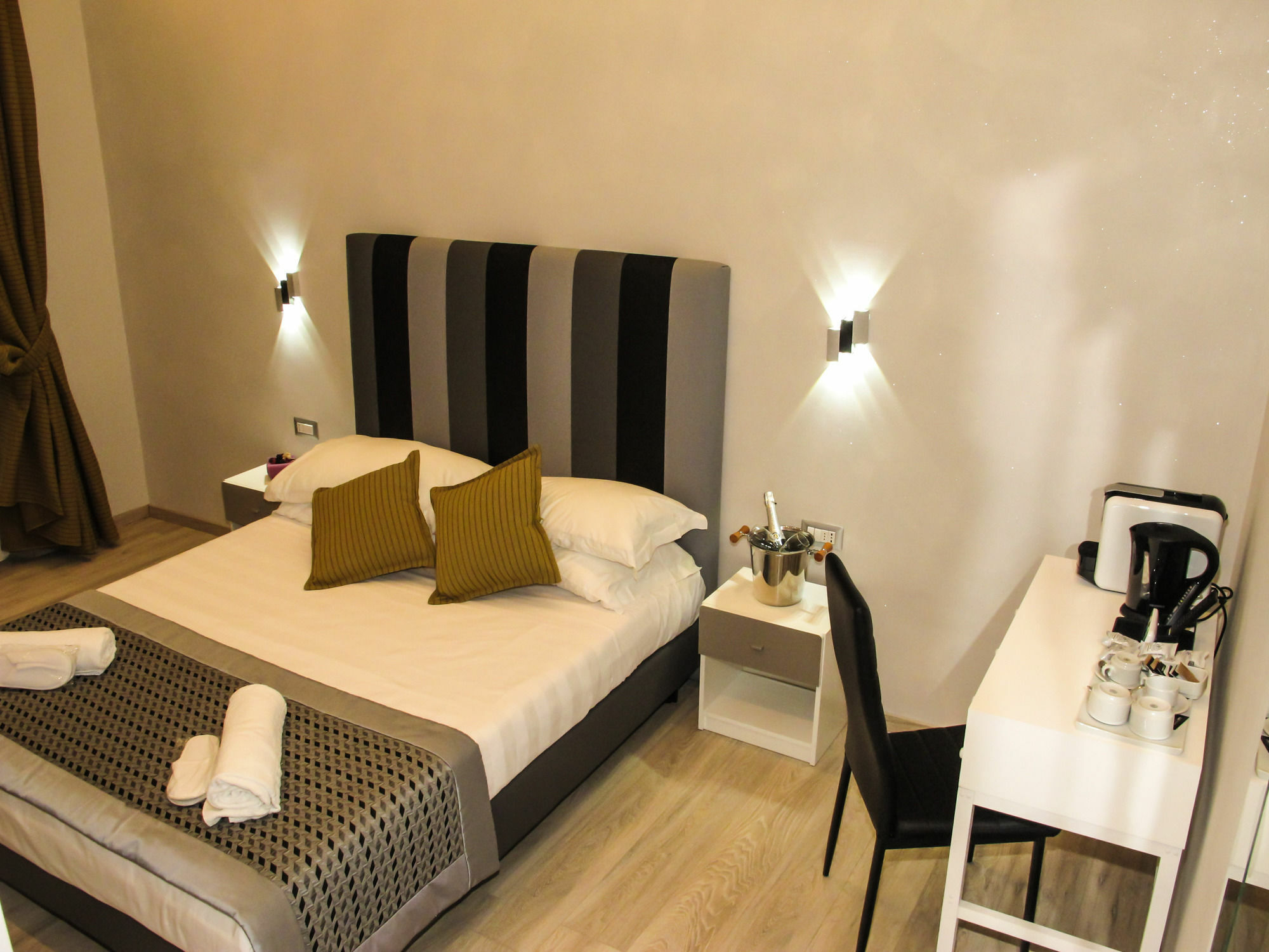 Veneto Relais 2* Rome