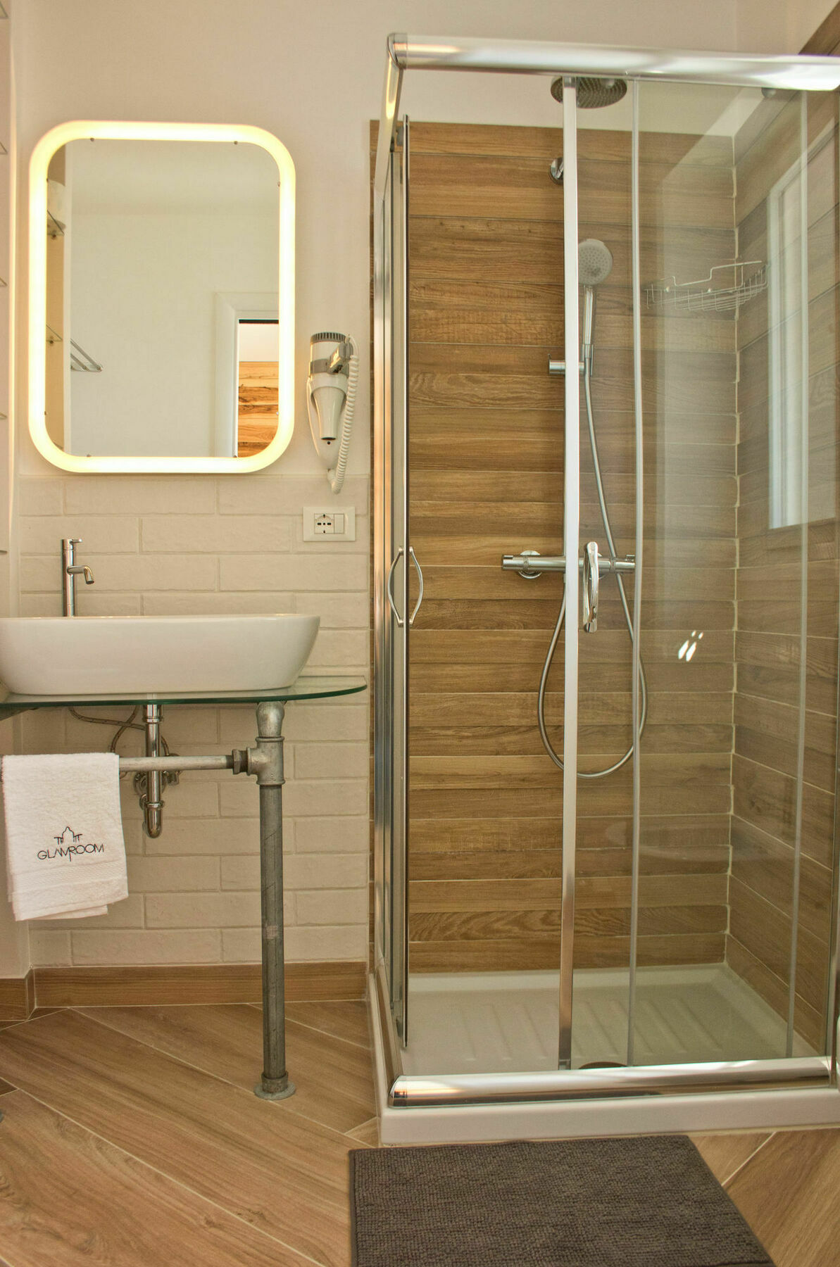 Glamroom Luxury Terrace Guest house