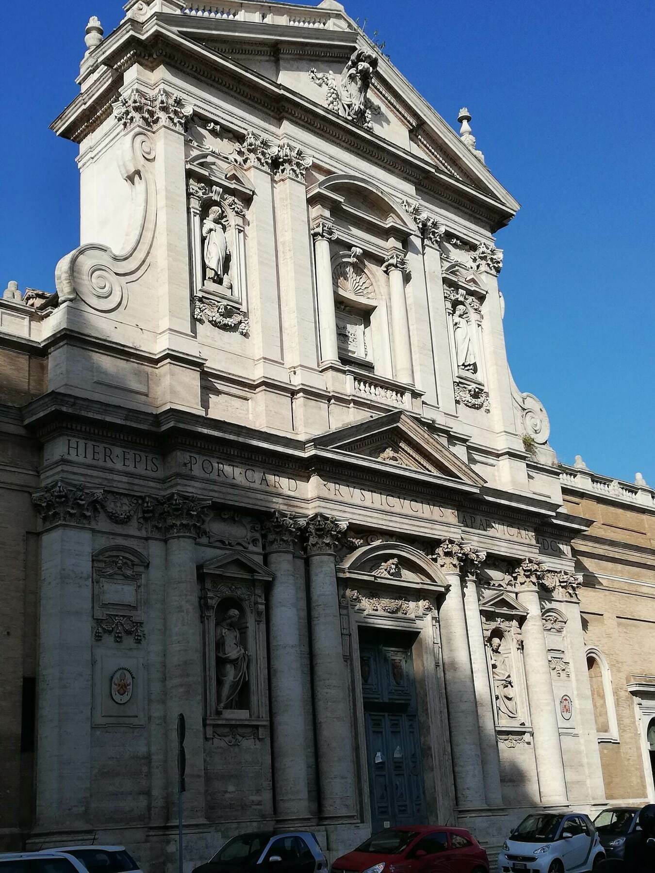 Garden's Elide Rome