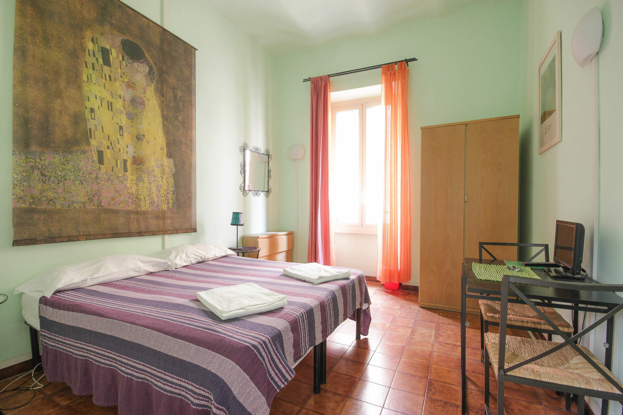 Sixbeds Rome