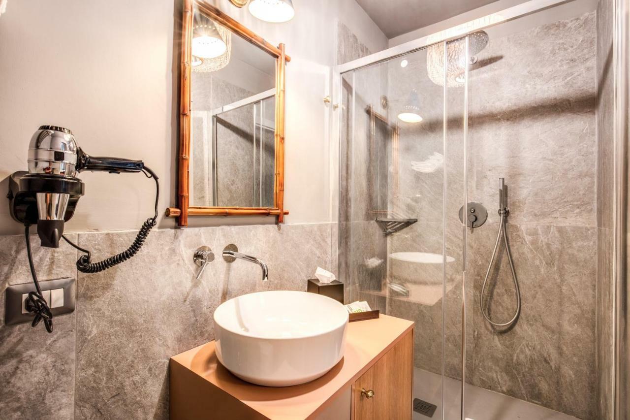 Hotel Glance In 3*