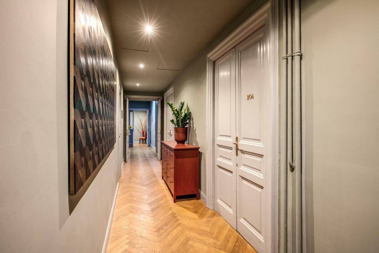 Hotel Glance In Rome