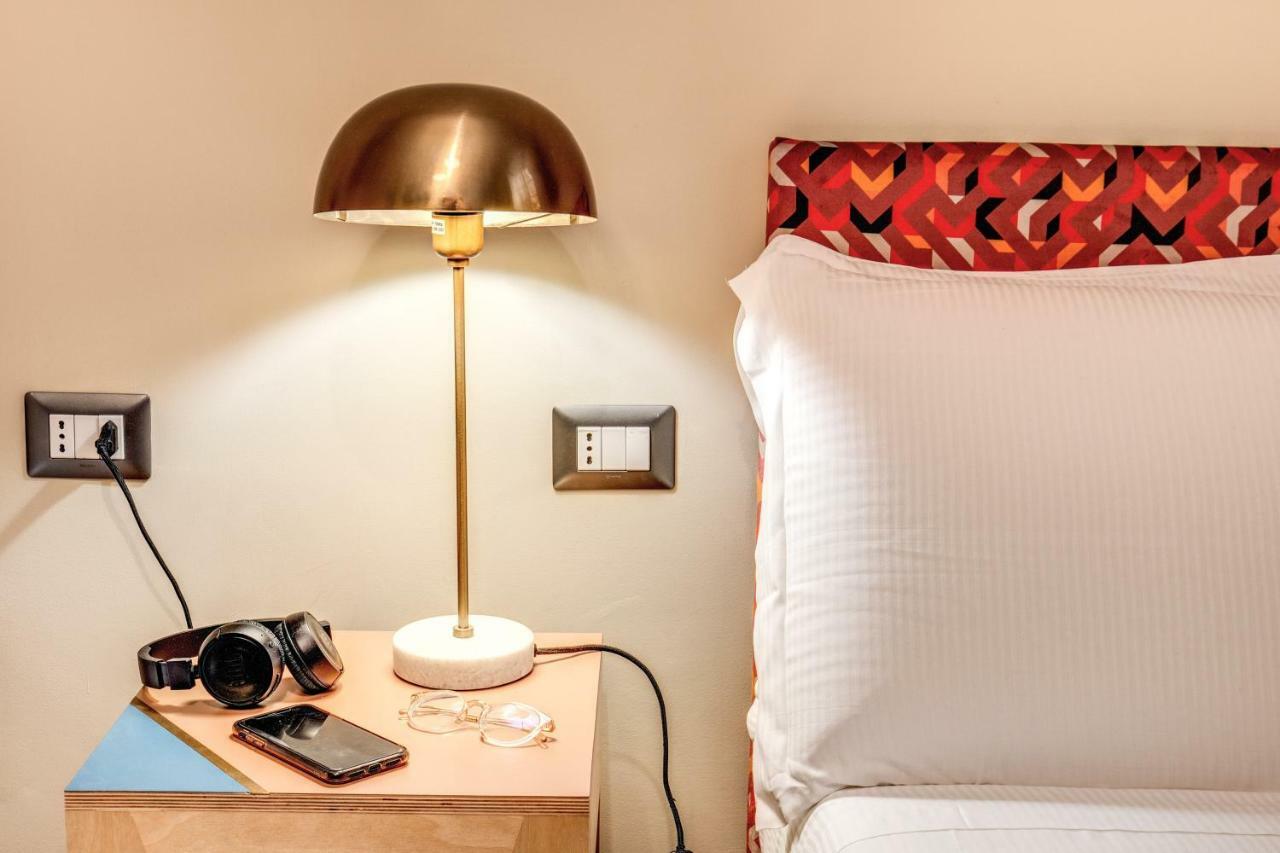 Glance In Hotel Rome