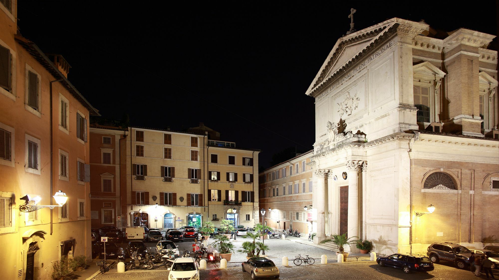 Navona Secret Guest house