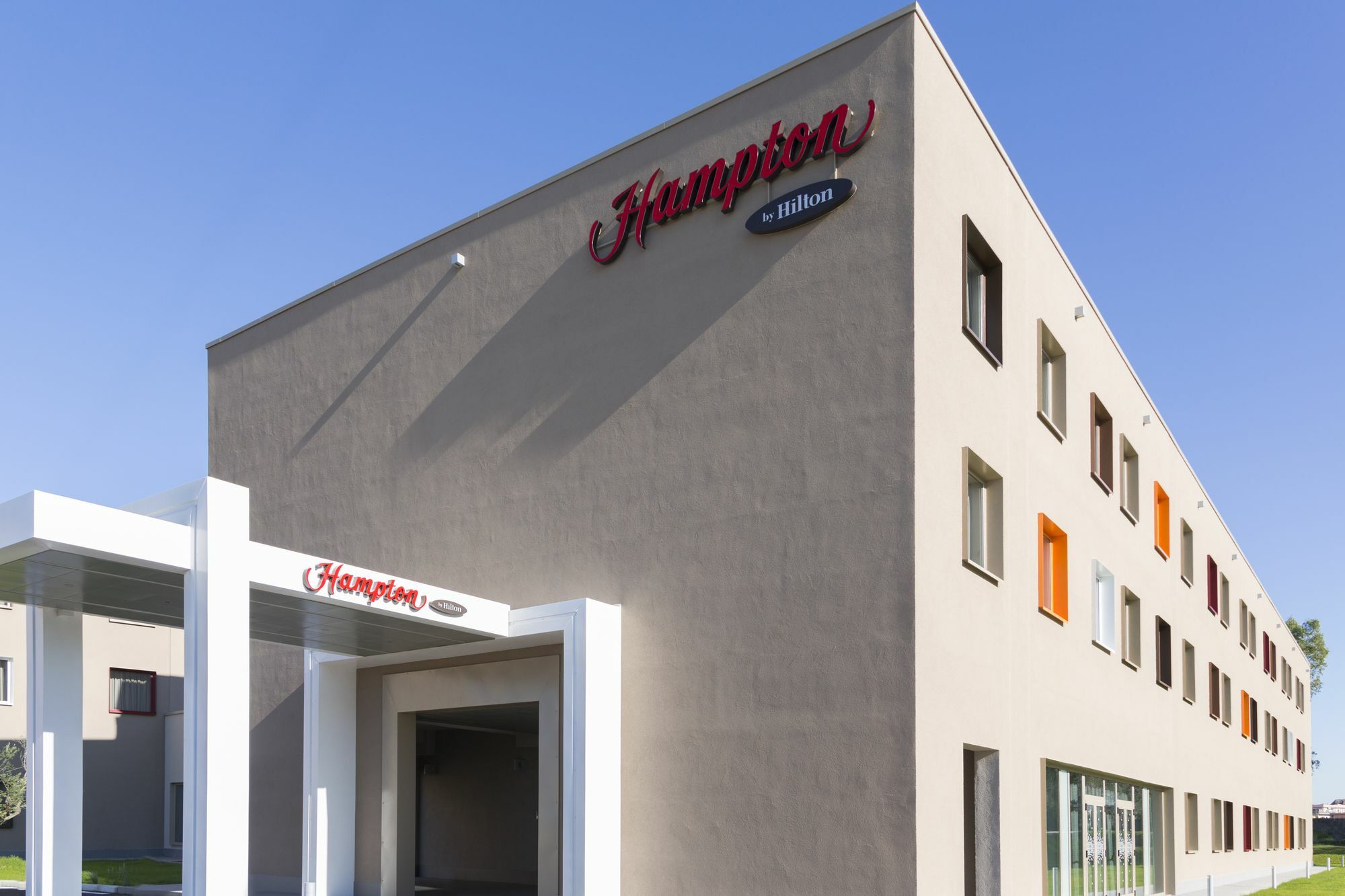 Hampton By Hilton East