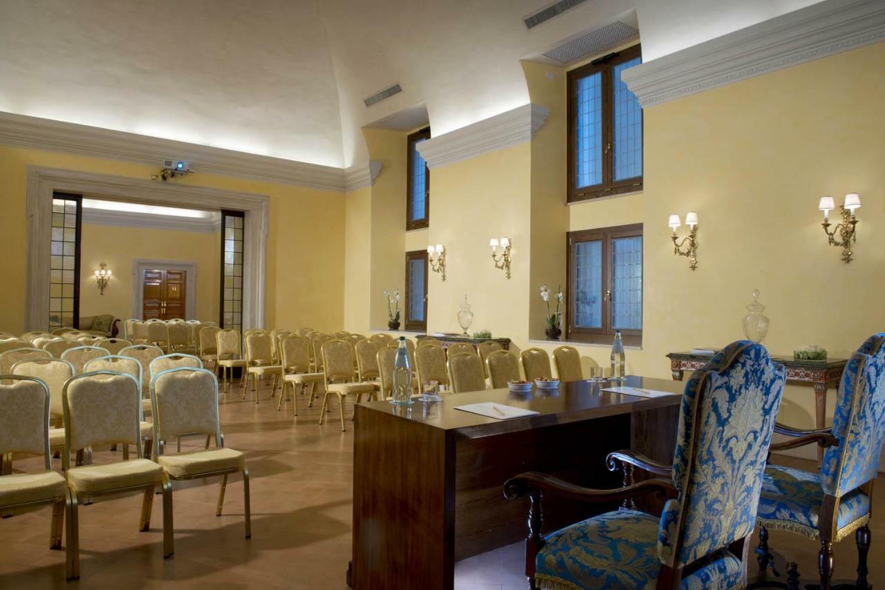 Hotel Palazzo Cardinal Cesi 4*