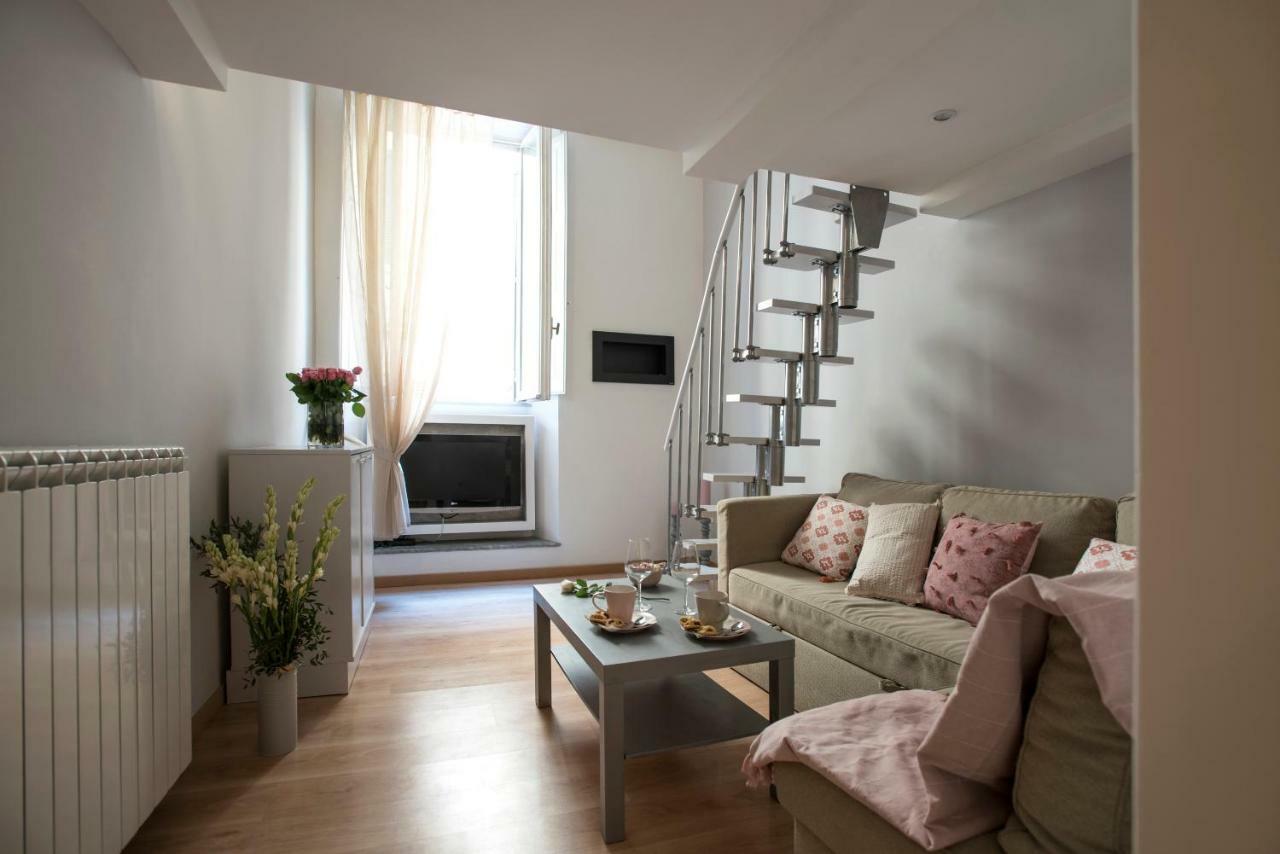 Frankie Charme Apartment
