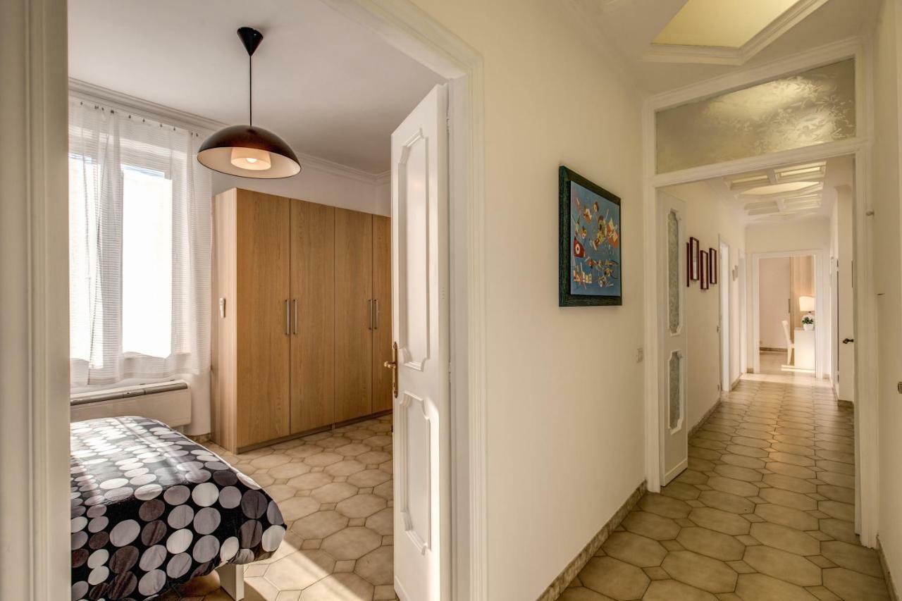 Casa Di Luca _ 3 Bdr Roma