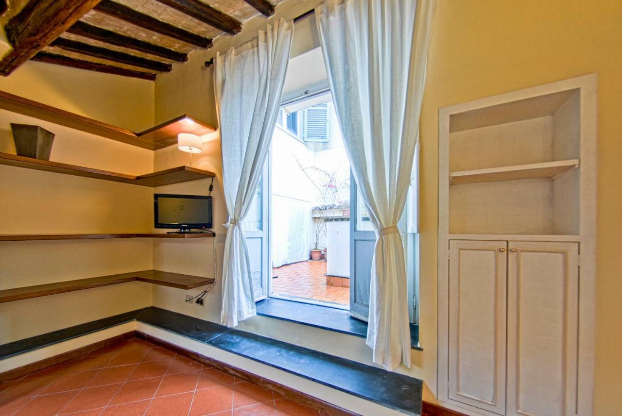 Luxury Pantheon Apartment Rome