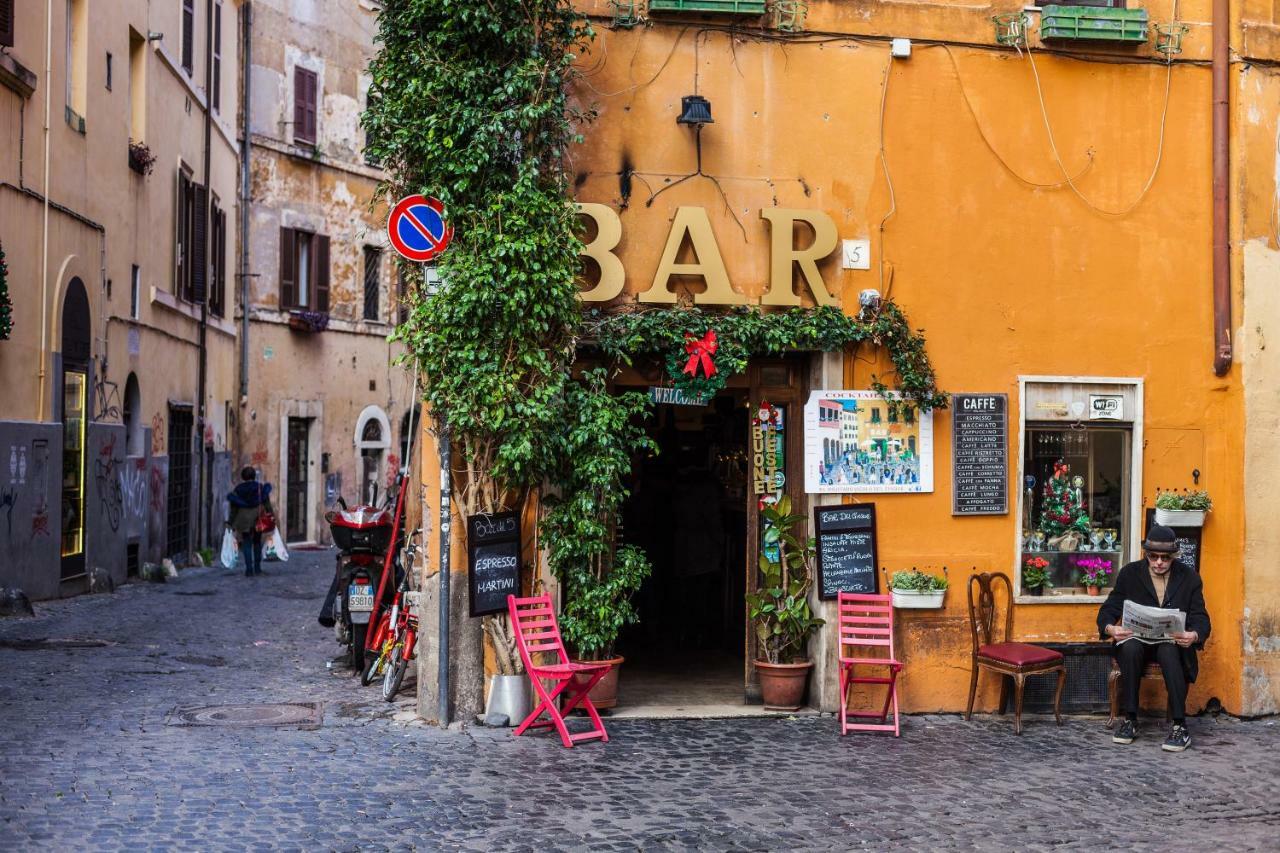 Luxury Pantheon Apartment Rome