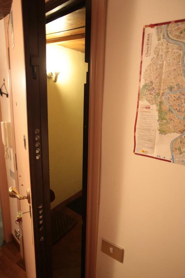 Un Tetto Al Pantheon Apartamento *