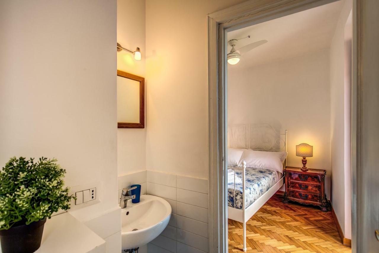 Campo Di Fiori 2 Bedroom Via Giulia * Roma