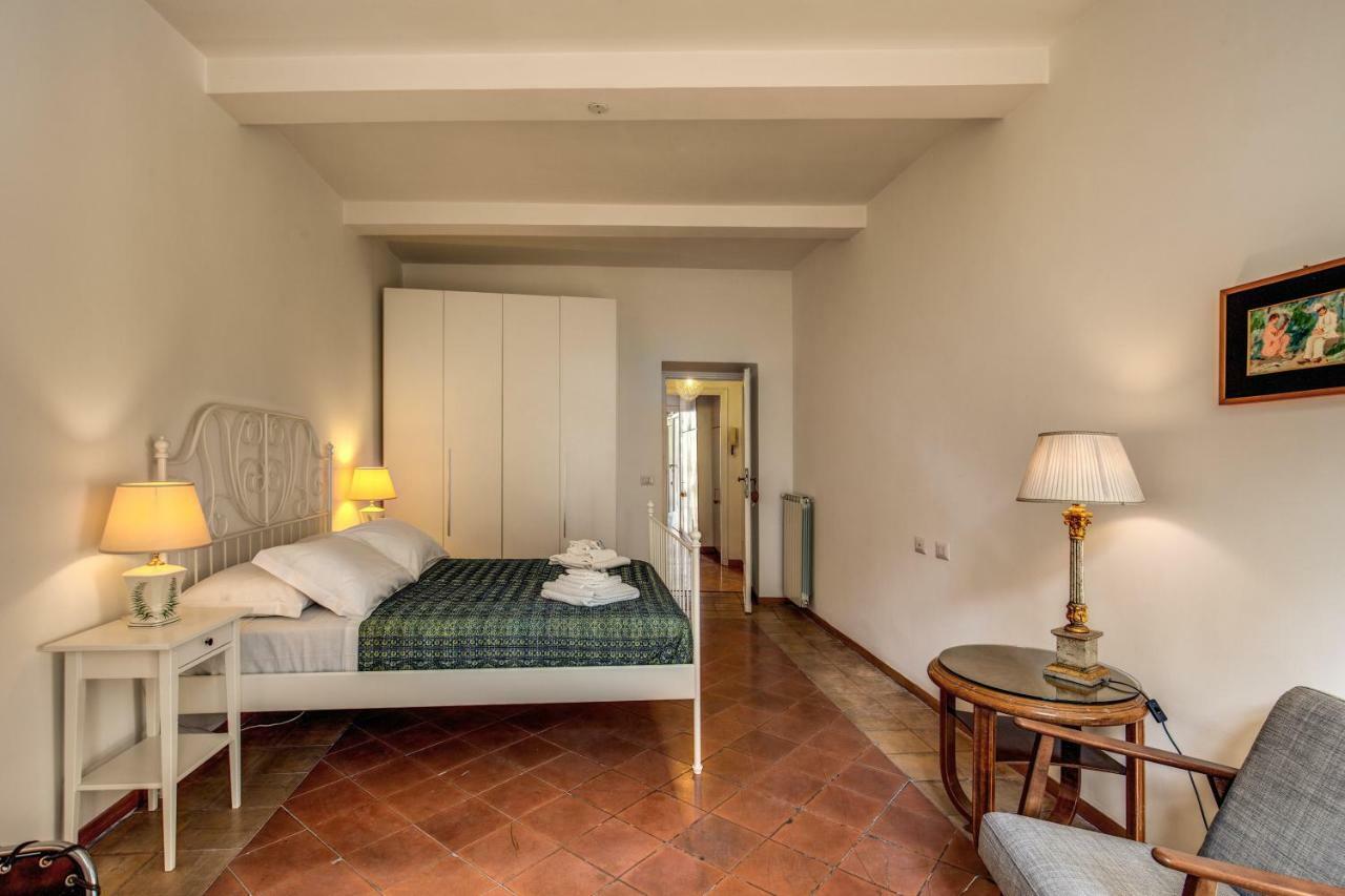 Campo Di Fiori 2 Bedroom Via Giulia Roma