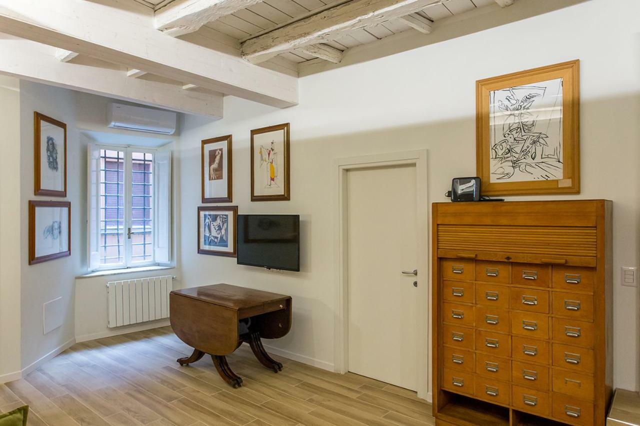 Giulia Apartment