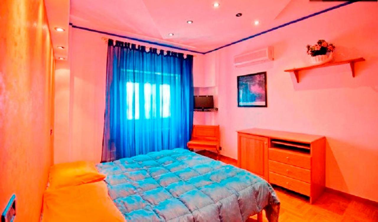 Appartement Julias Domus, T Apartment, Metro C *