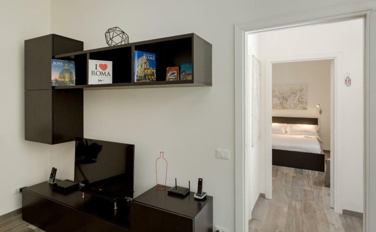 Apartment Porta Latina - Private Rome's Center
