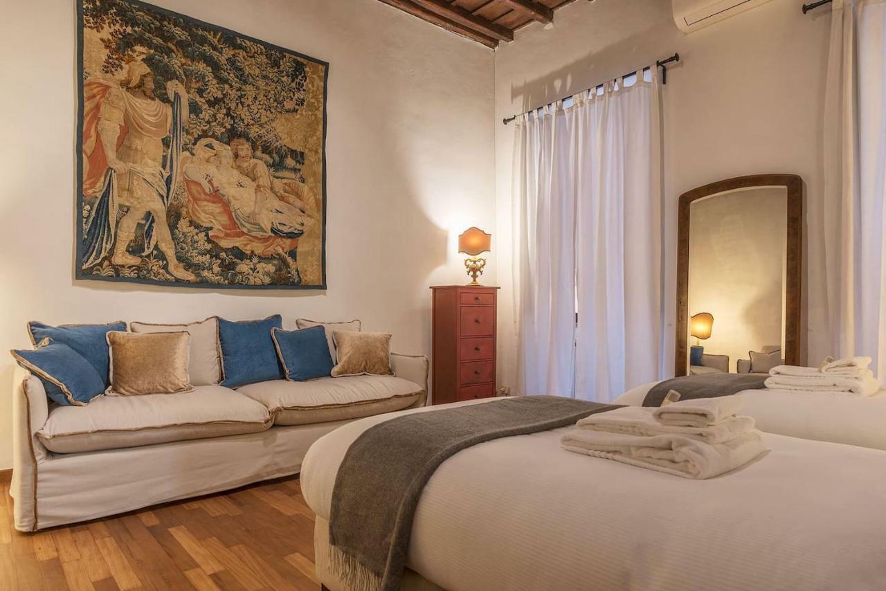 Unique Opportunity To Live In A Renaissance Palace - Ac/wi-fi Apartment
