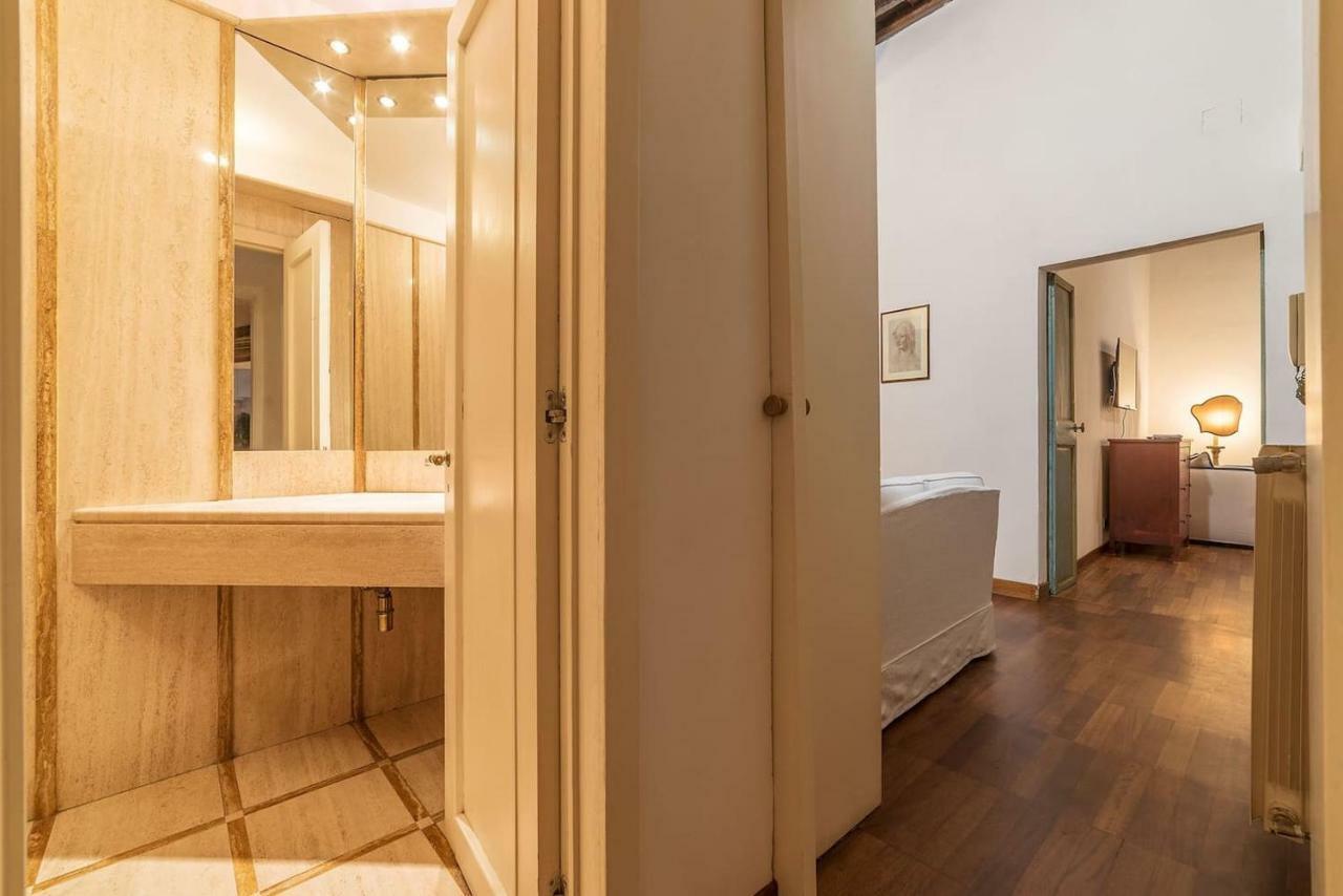 Unique Opportunity To Live In A Renaissance Palace - Ac/wi-fi Apartment *