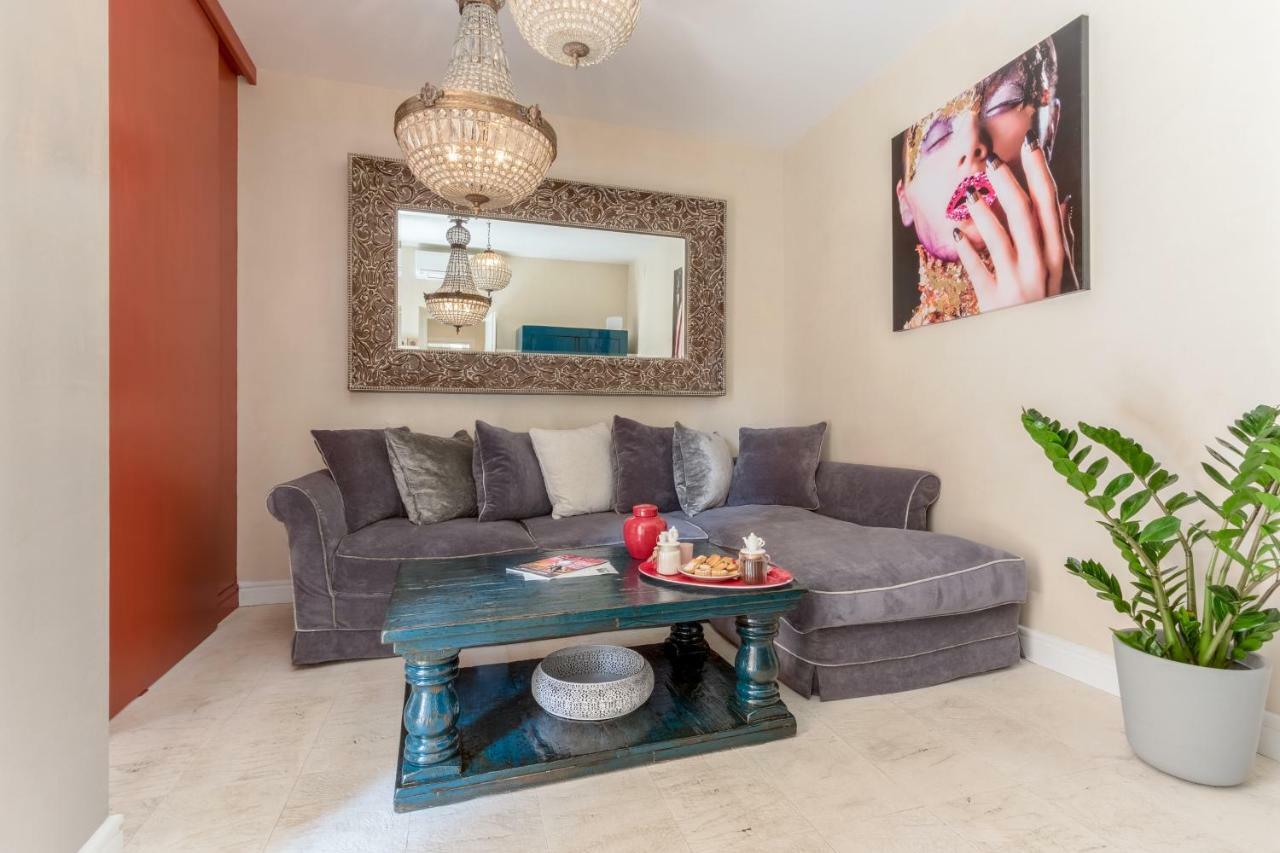 Petra Apartments Rome