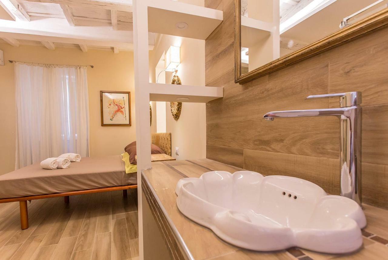Giulia Apartment *