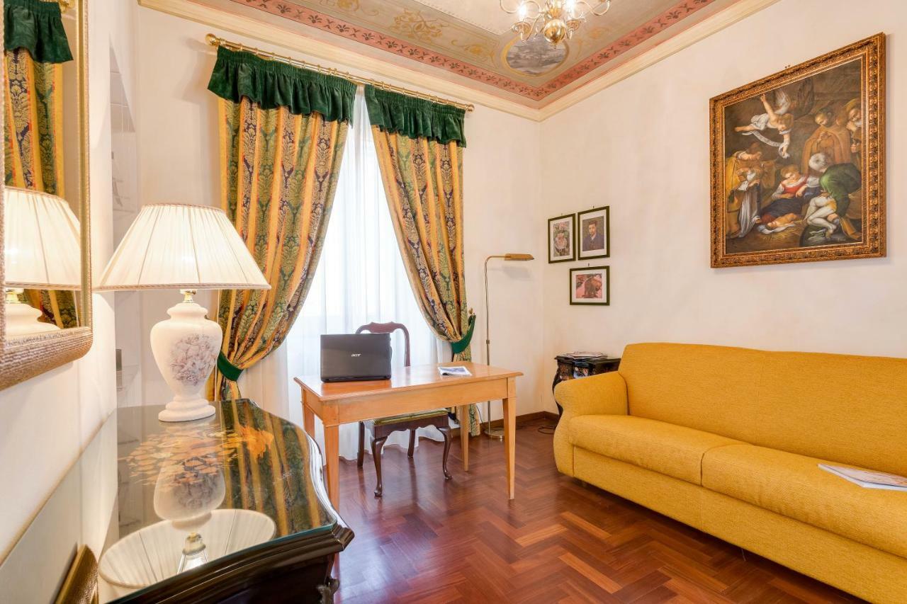 Vittoria Street Charming Rome