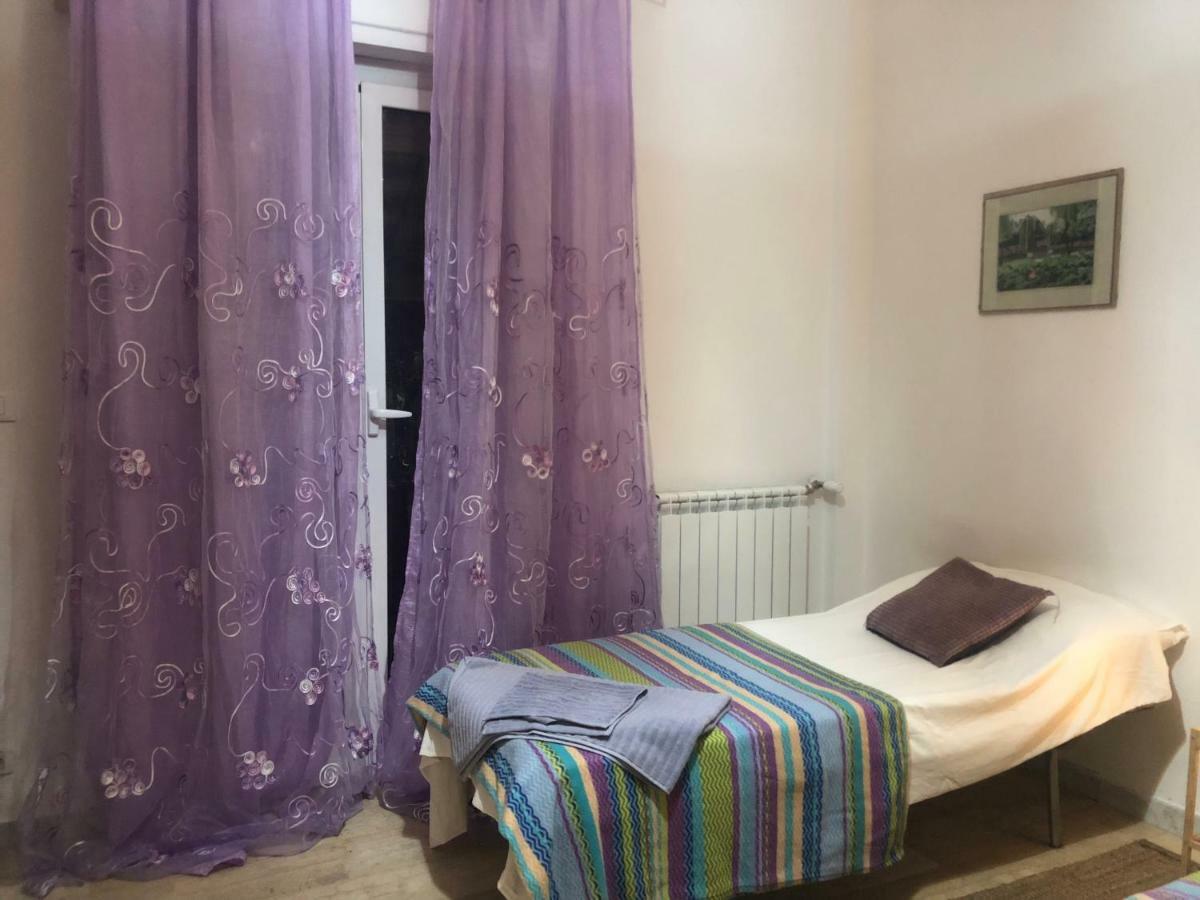 Lizart Garden Guest house