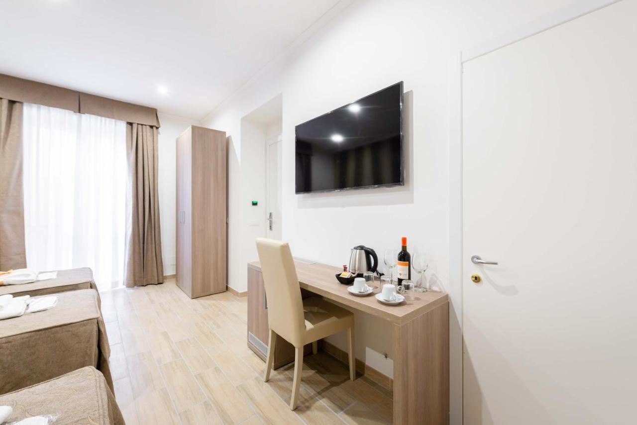 Cheri Luxury * Roma