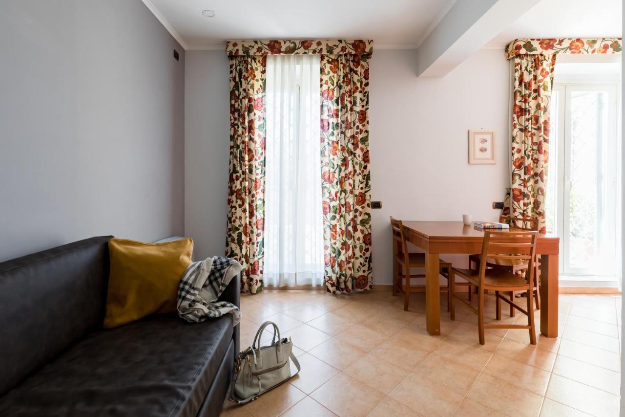 Crosti Apartment