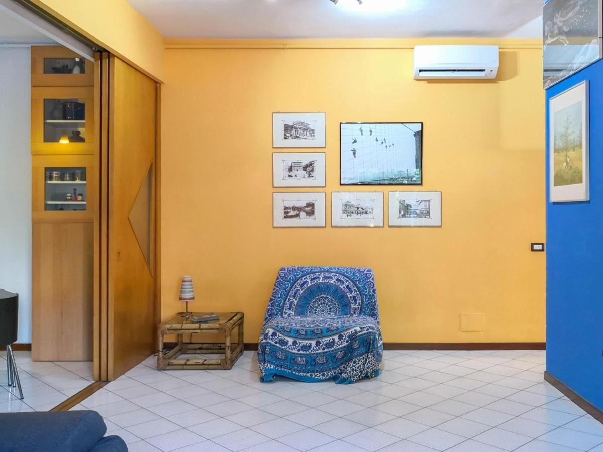 La Casa Colorata Ten Minutes To Colosseum Apartment Rome