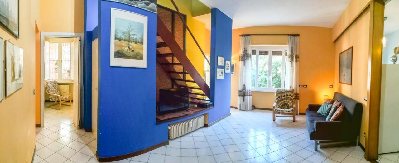 La Casa Colorata Ten Minutes To Colosseum Apartment Rome