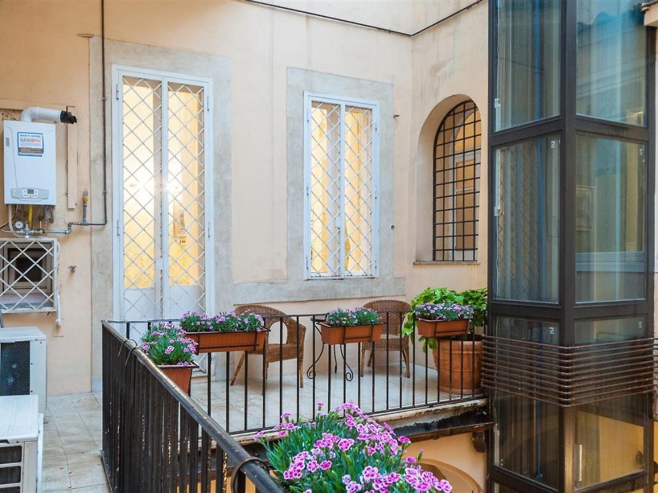 In - Bramante Luxury Appartement