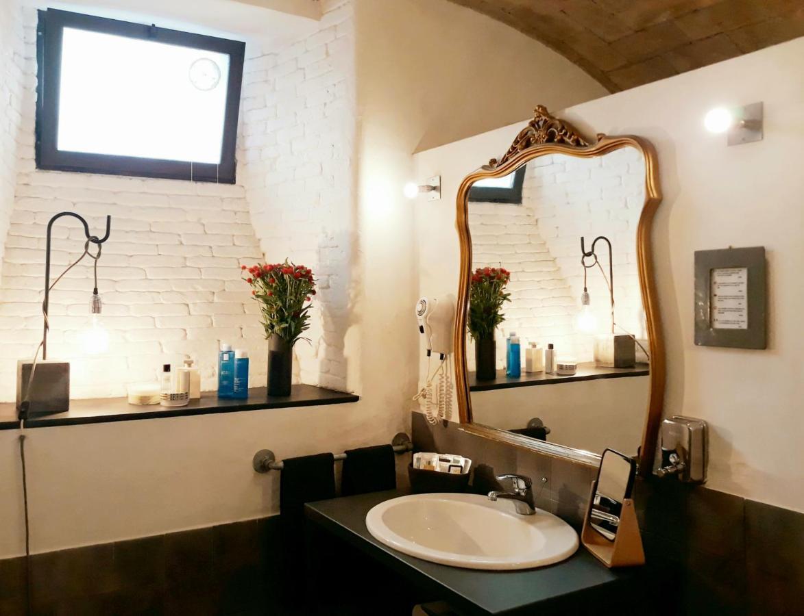 Apartment Ful From Patti And Robi To San Pietro -
