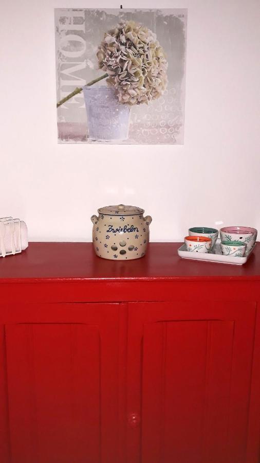 Apartment Secret Coronari