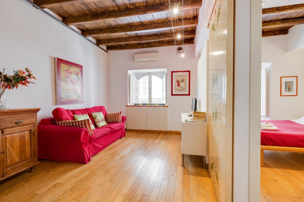 Piazza Barberini Appartement *