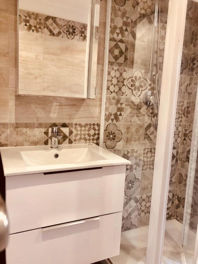 Apartamento Heart Of Rome Vatican Deluxe New Apartment 1Gb Wifi Roma