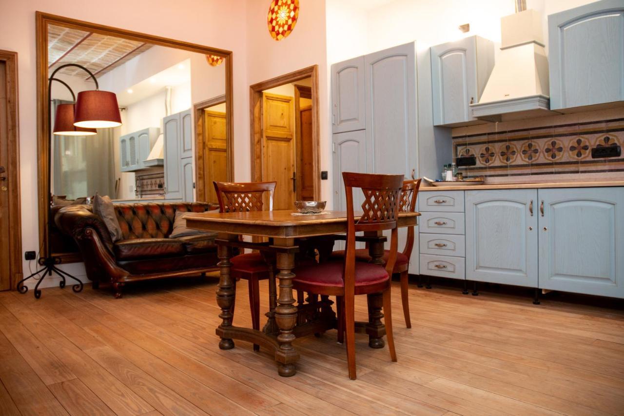 Dillo Guest house
