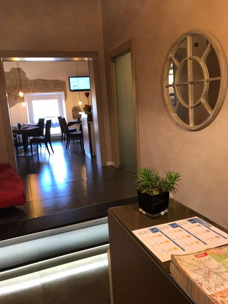 Boutique Roma