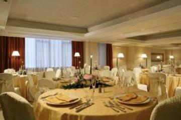 Courtyard By Marriott Central Park Hotel 4*