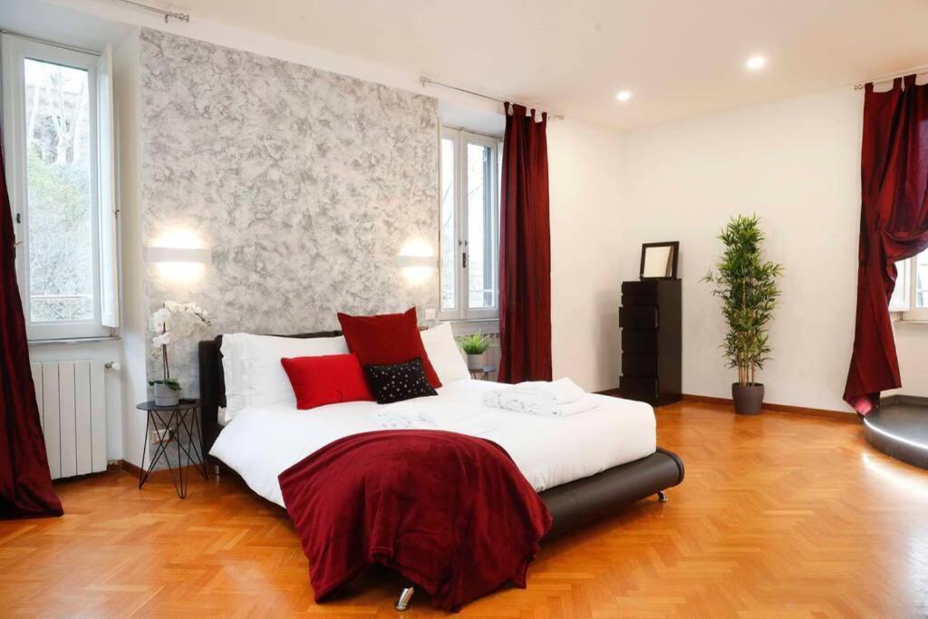 Apartment Black Enchanting Jacuzzi Trastevere - Collection