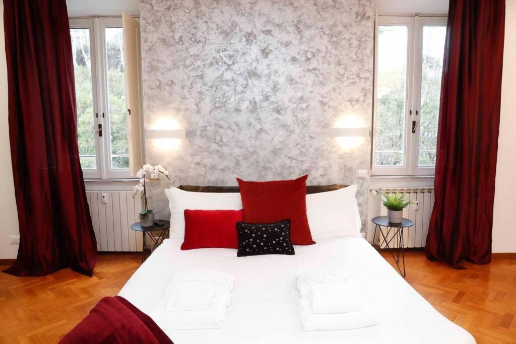 Apartment Black Enchanting Jacuzzi Trastevere - Collection Rome