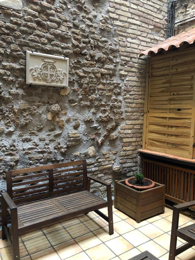 Bombetta House *