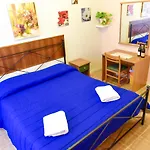Casa Vacanza Frendy - Free Airport Transportation On Arrival If You Book An Apartment Of Minimum 3 Nights And 6 People