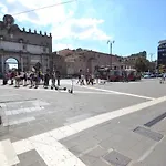 Glamour Spanish Steps