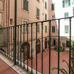 Porta Pia & Villa Torlonia Apartment With Balcony
