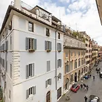 Casa Giulia By Burghesius