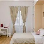 Charming 25 Apartment