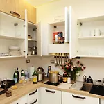 La Maisonnette Tritone Trevi Apartment Rome
