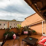 Amazing Penthouse With Private Terrace In Trastevere